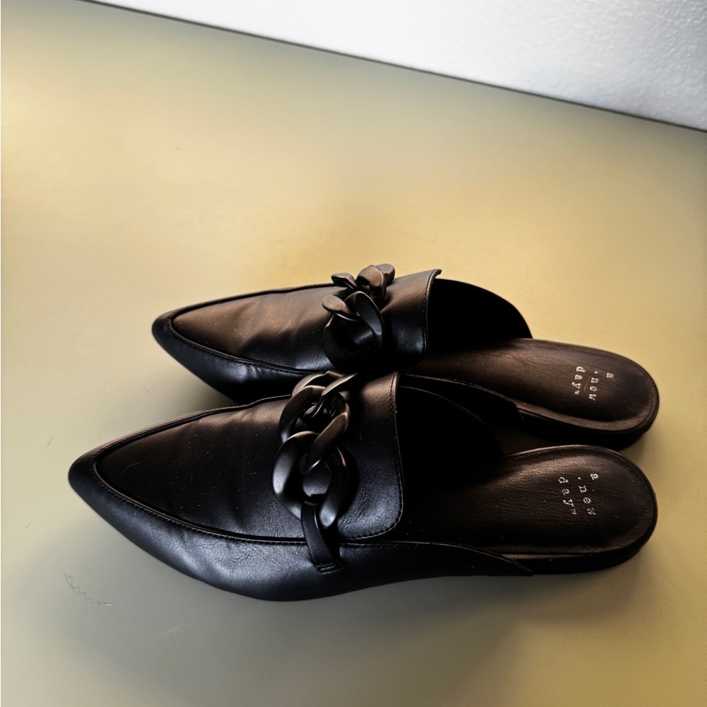 A New Day Black Chain Detail Pointed Toe Mules